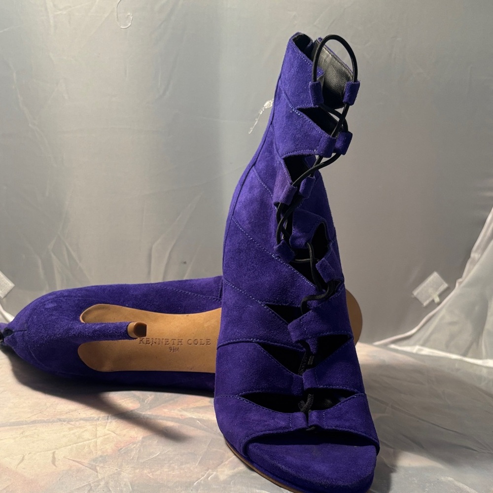 Kenneth Cole Women's Vibrant Purple Heels
